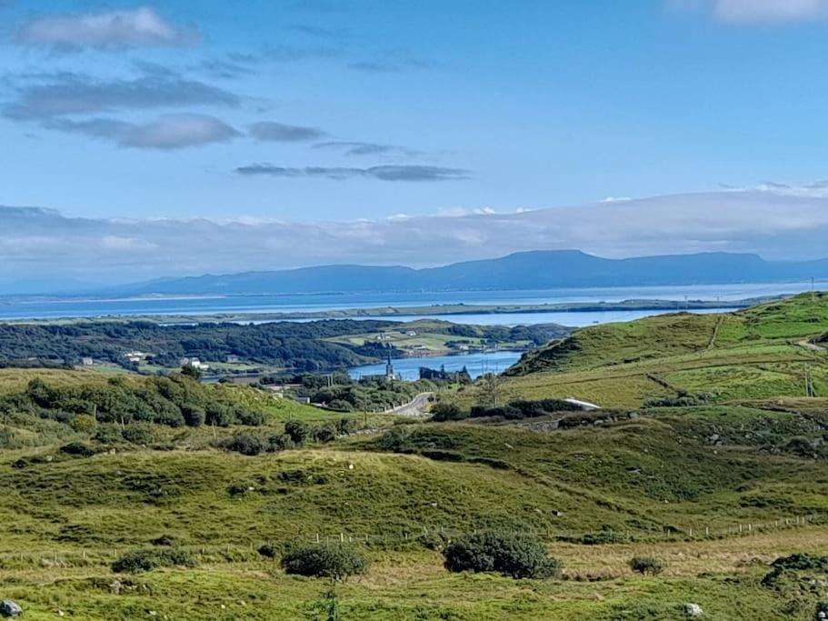 4 Bedroom Traditional Irish Farm House Killybegs Ντόνεγκαλ Εξωτερικό φωτογραφία