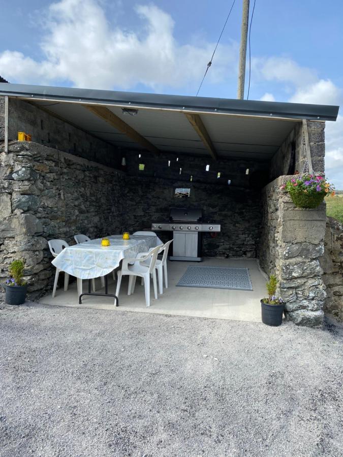 4 Bedroom Traditional Irish Farm House Killybegs Ντόνεγκαλ Εξωτερικό φωτογραφία